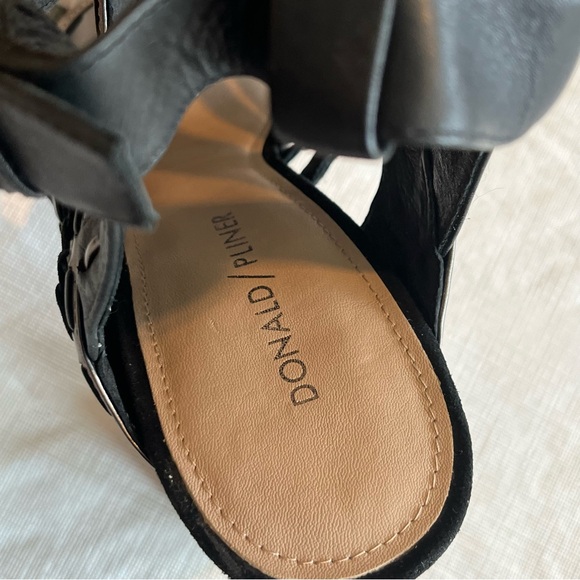 Donald J. Pliner Bindy Black Metallic Strapy Woven Gladiator Heeled Sandals - Picture 12 of 16